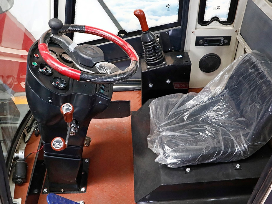 合眾重工2.2米矮棚裝載機